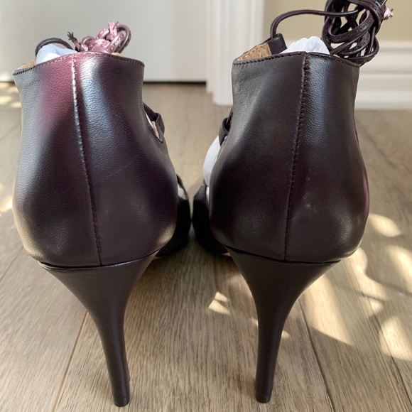 🆕Banana Republic Dakota Plum Lace Up Pumps Size 8 - Picture 7 of 9